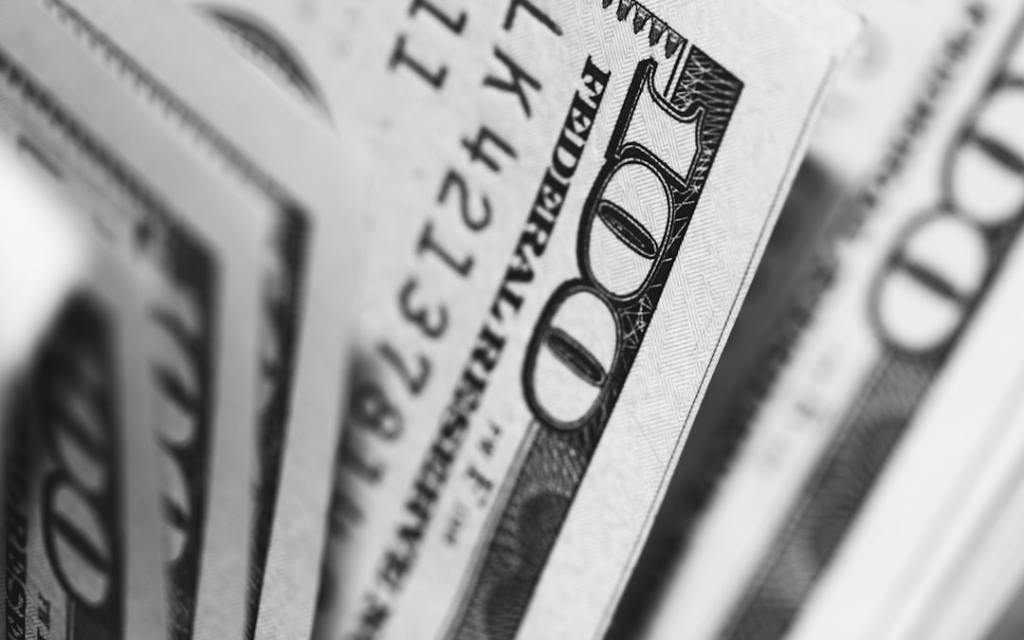 Dólares en Argentina: Caputo destaca cumplimiento de meta de&nbsp;reservas