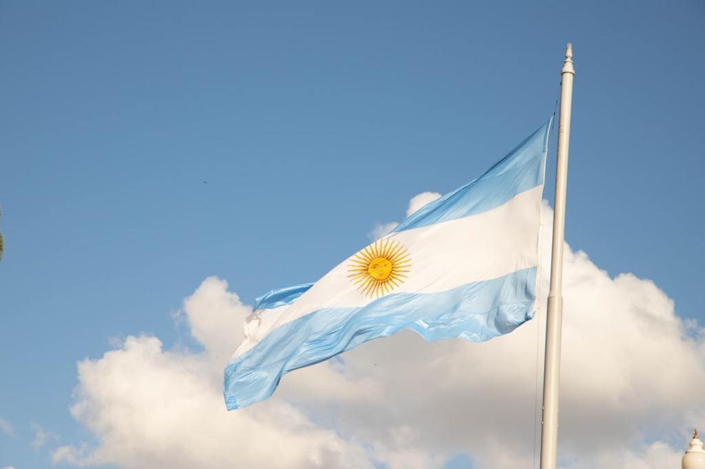 Milei enfatiza: Malvinas se recuperan por diplomacia, no&nbsp;sport