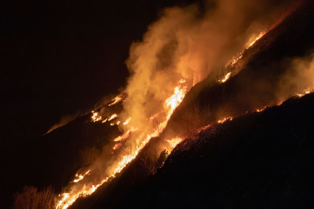 Emergencia en Nevada: incendio forestal evacuó a 90 mil&nbsp;personas