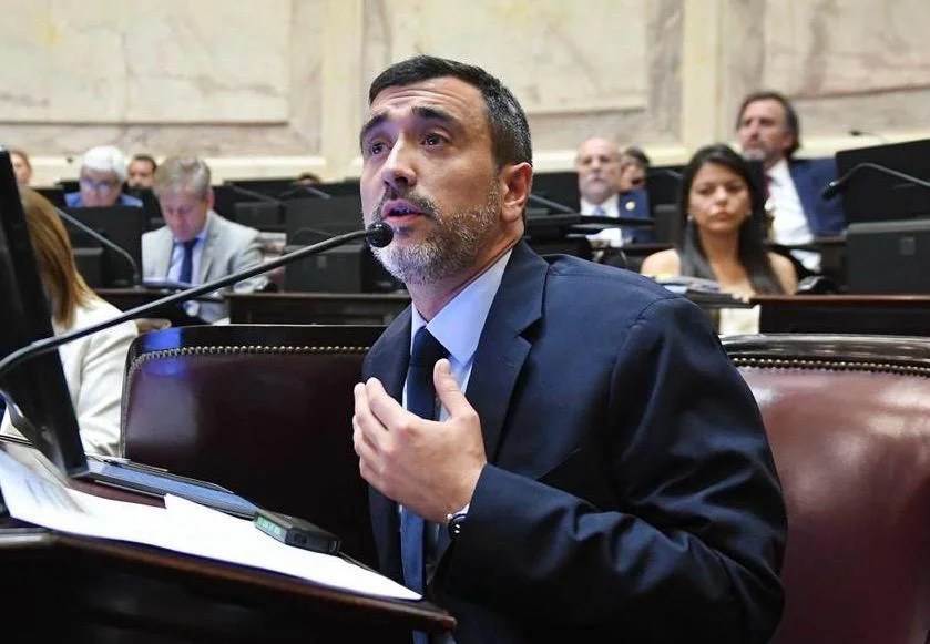 “Quien incendia un bosque es un delincuente. El que las hace, LAS PAGA y el que no, que viva&nbsp;tranquilo”